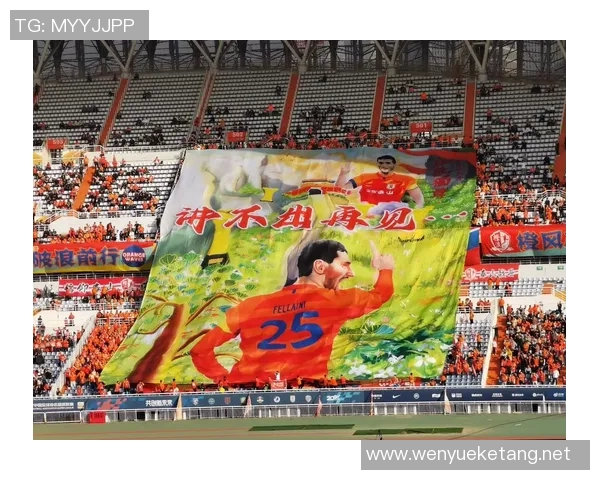 引领潮流的足球巨星:从球场到街头的时尚风向标 引领潮流的足球巨星:从球场到街头的时尚风向标