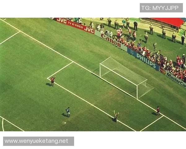 足坛巨星告别绿茵岁月回顾传奇生涯见证荣耀与泪水 足坛巨星告别绿茵岁月回顾传奇生涯见证荣耀与泪水